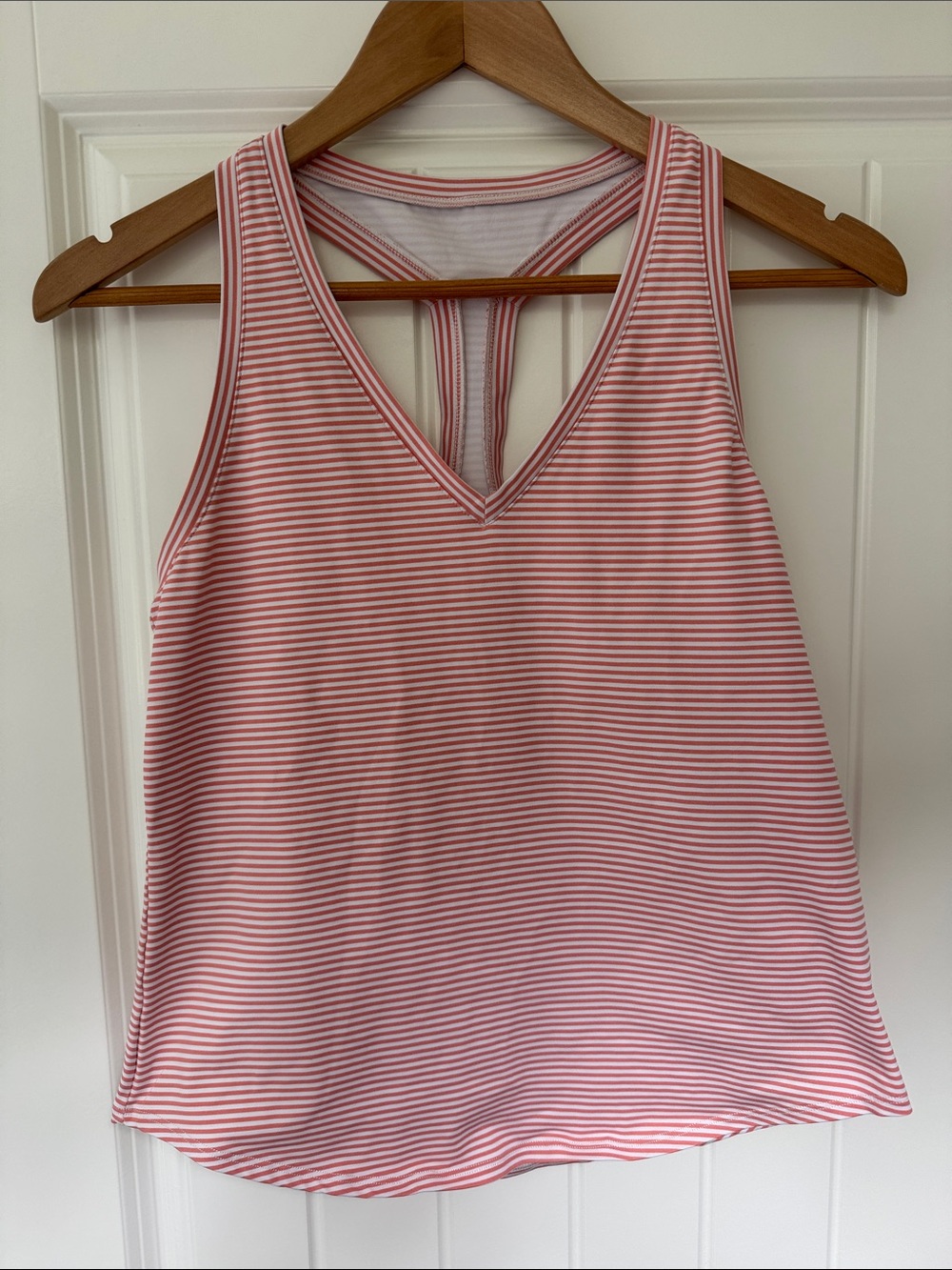 Southern Tide Striped Melon V-Neck Sleeveless Athletic Tank Top XS